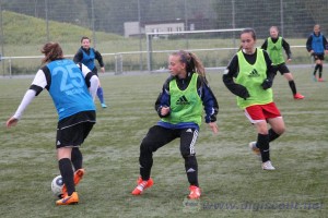 2015-08-17-U17-beim-Training-q--075