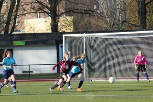 2015-11-21-U17-Kreispokal-Endspiel-vs-fFFC-RE-043