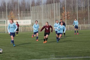 2015-11-28-U17-vs-SV-Berghofen-048