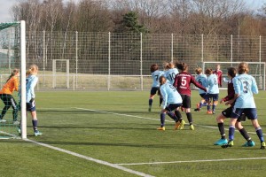 2015-11-28-U17-vs-SV-Berghofen-095