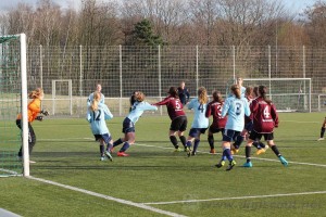 2015-11-28-U17-vs-SV-Berghofen-097