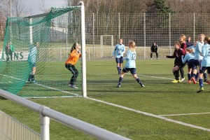 2015-11-28-U17-vs-SV-Berghofen-100