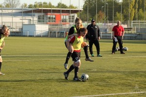 2016-05-04-HH-U17-beim-Training-k-294