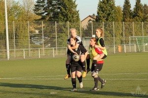 2016-05-04-HH-U17-beim-Training-k-357