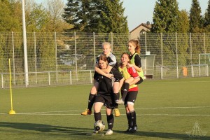 2016-05-04-HH-U17-beim-Training-k-358