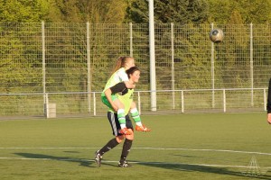 2016-05-04-HH-U17-beim-Training-k-382