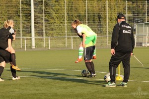 2016-05-04-HH-U17-beim-Training-k-391