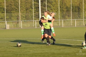 2016-05-04-HH-U17-beim-Training-k-395