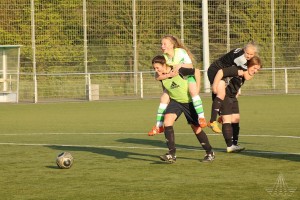 2016-05-04-HH-U17-beim-Training-k-396