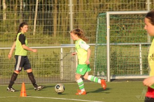 2016-05-04-HH-U17-beim-Training-k-449