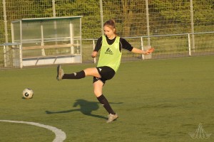 2016-05-04-HH-U17-beim-Training-k-483