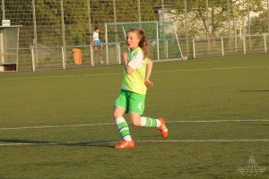 2016-05-04-HH-U17-beim-Training-k-502