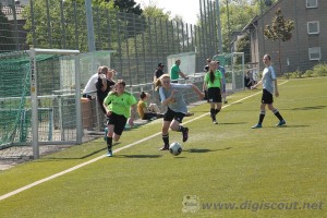 2016-05-08-U17-vs-SuS-Scheidingen-022-022