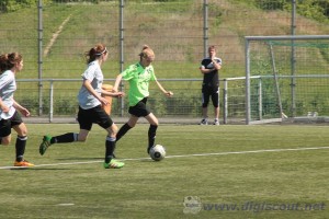 2016-05-08-U17-vs-SuS-Scheidingen-043-043