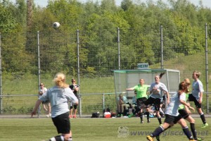 2016-05-08-U17-vs-SuS-Scheidingen-057-057